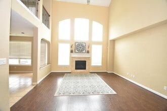 Building Photo - 10135 Cypress Path