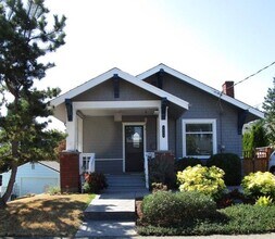 Building Photo - 1814 N Proctor St