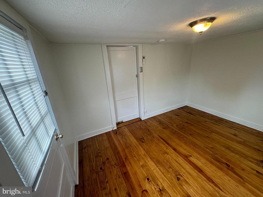 430 W High St, Woodstock, VA 22664 House Rental in Woodstock, VA