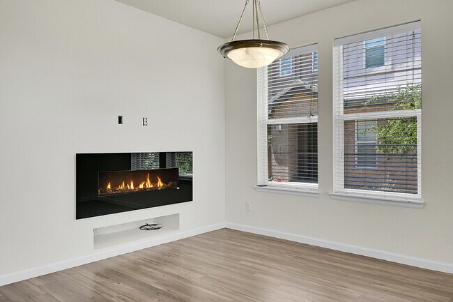 Building Photo - $3,150.00, 3 bed, 2 bath, located in Cente...