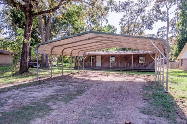 Building Photo - 299 Pine Harbor Dr