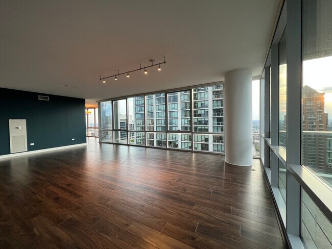 Foto del edificio - 1201 S Prairie Ave