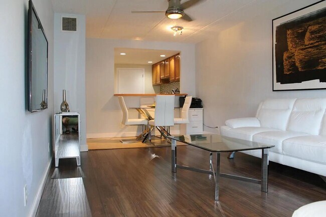 Foto del edificio - 4500 N Flagler Dr