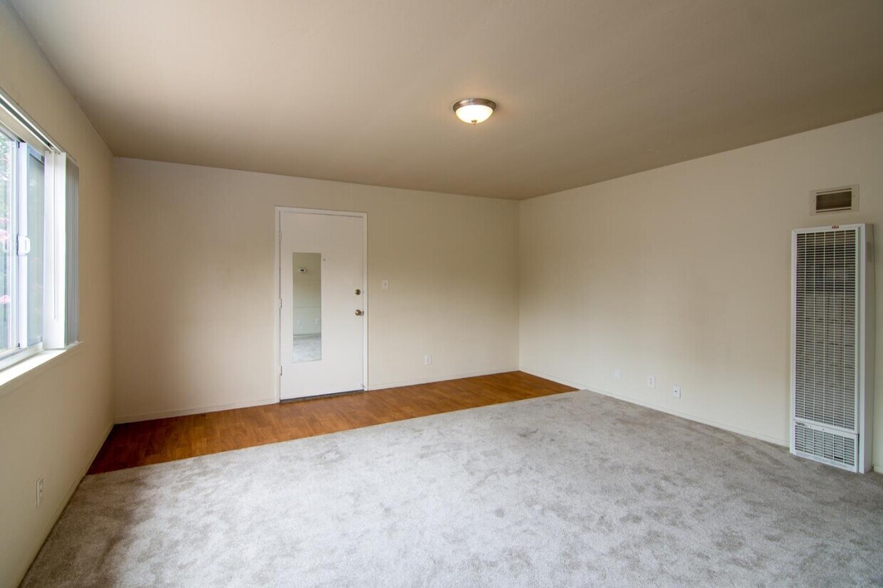 Foto principal - 3569 Agate Dr