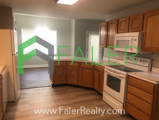 Foto del edificio - Show-stopping rental available - Lots of S...