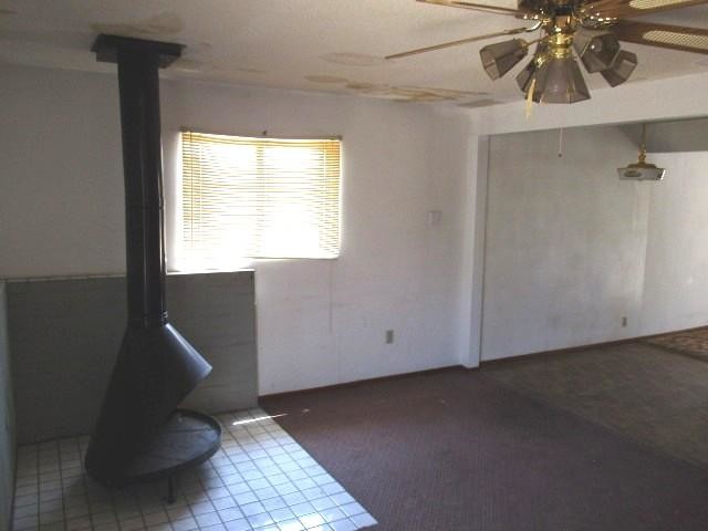 Building Photo - 3 bedroom in Lancaster CA 93534