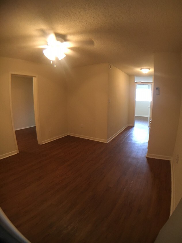 Primary Photo - 4709 Harmon Ave