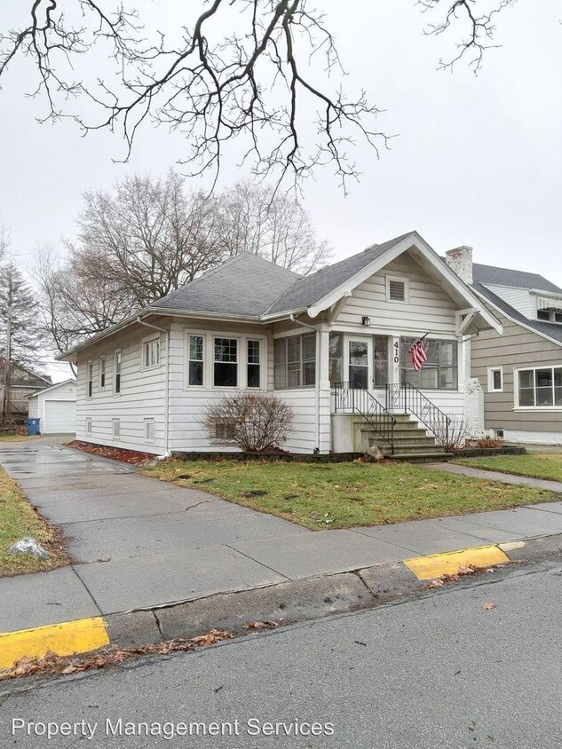 Primary Photo - 2 br, 1 bath House - 410 Niles Ave