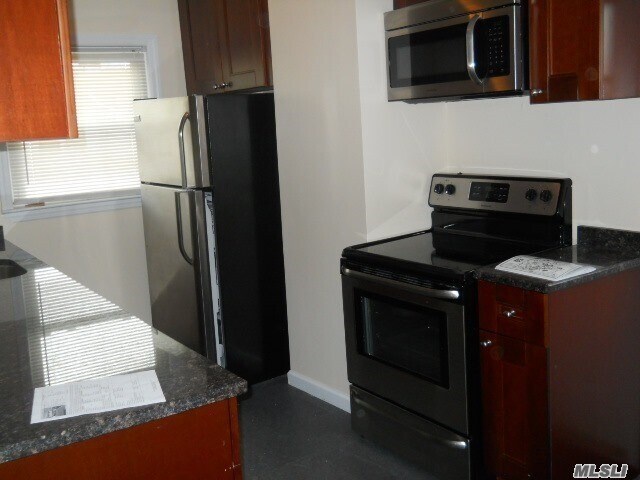 Foto del edificio - 1494 Bellmore Ave