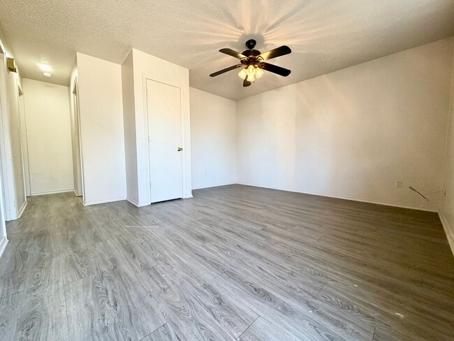 Foto del edificio - ***102 NW K Unit B***