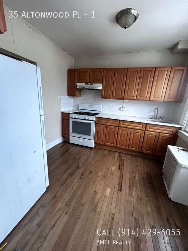 Foto del edificio - 35 Altonwood Pl