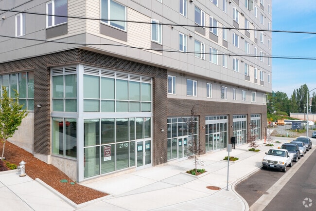 Building Facade - Jefferson Yards Apartments