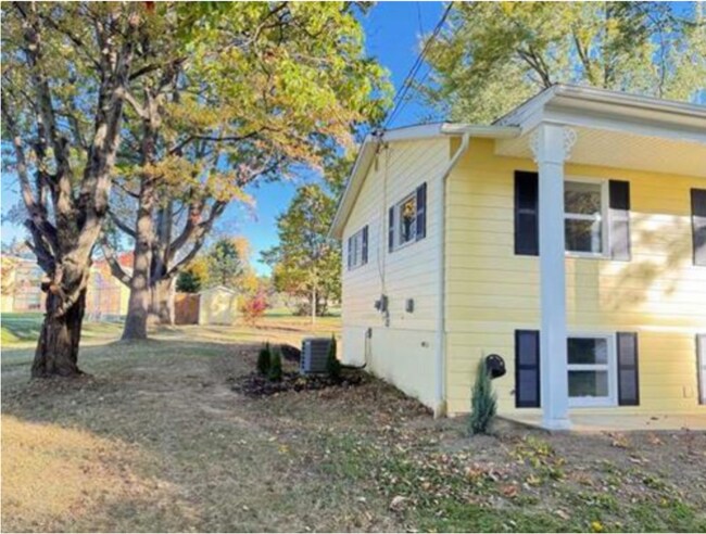 Foto del edificio - 154 W Good Ave