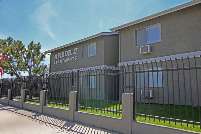 Building Photo - Arbor Apartments