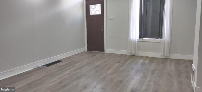 Foto del edificio - 2324 Watkins St