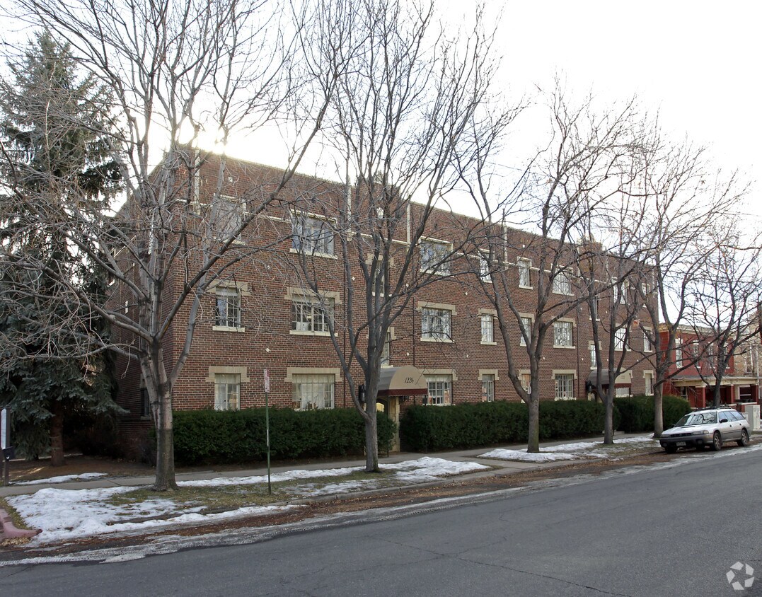Primary Photo - Park Avenue Flats