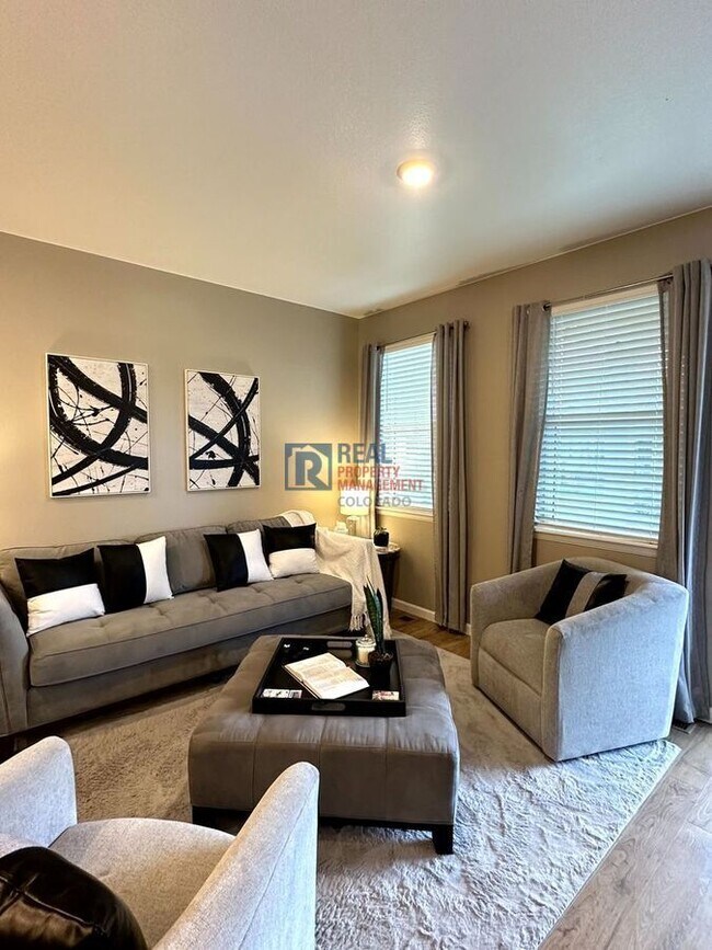 Foto del edificio - 21772 E 8th Ave