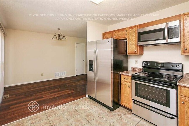 Foto del edificio - 2454 S Ellis St