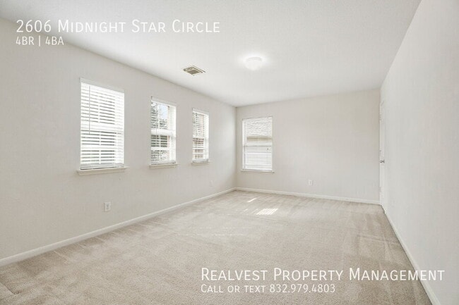Building Photo - 2606 Midnight Star Cir