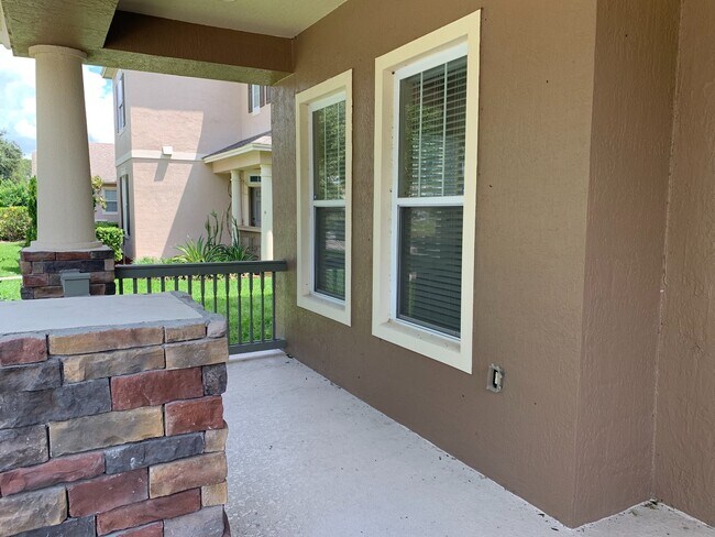 Foto del edificio - 6971 Tettenhall Ln