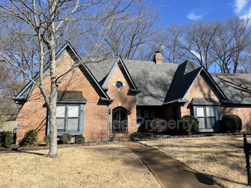 Foto principal - 6700 Kirby Oaks Cove S