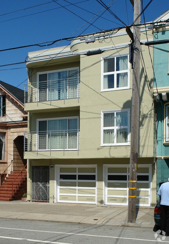 Foto del edificio - 832-834 Cabrillo St