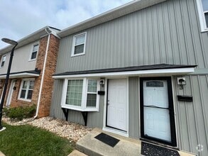 Building Photo - 3501 Fort Ave