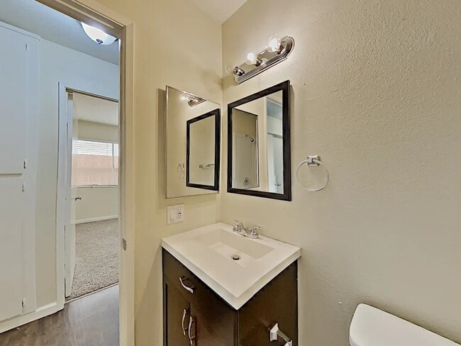 Foto del edificio - 4355 Laurelhurst Rd