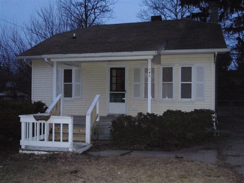 240 N Ann St, Fowlerville, MI 48836 House Rental in Fowlerville, MI