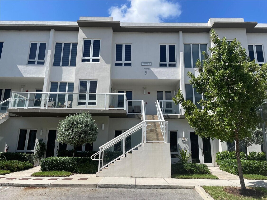 10225 NW 63rd Ter Unit 204, Doral, FL 33178 Condo for Rent in Doral