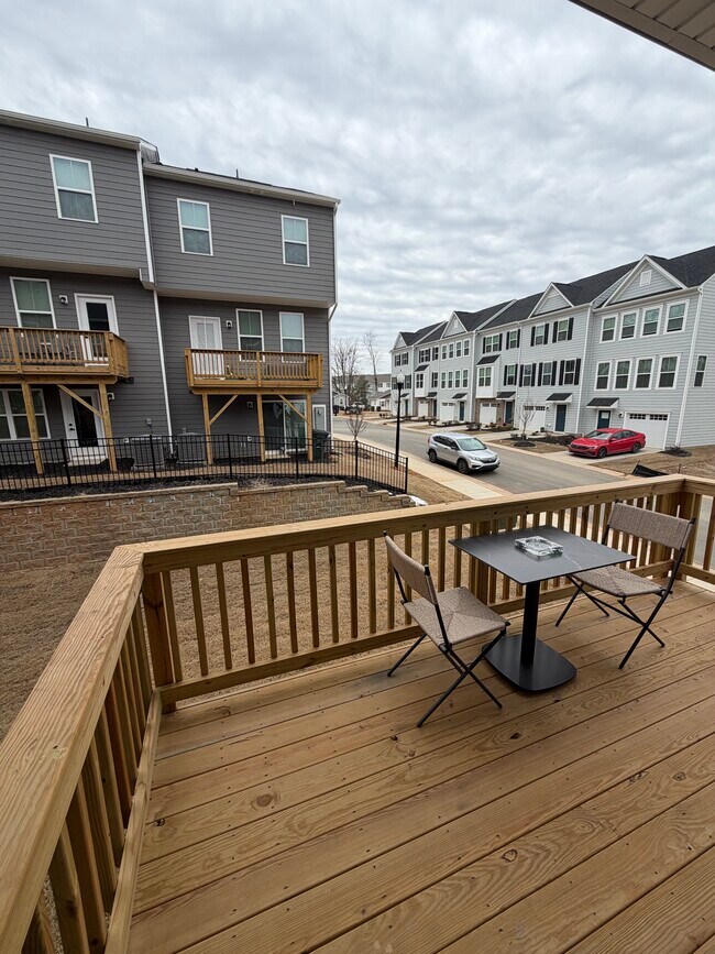 Foto del edificio - 2553 Ellen Ave