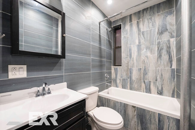 Building Photo - 30 Rogers Ave