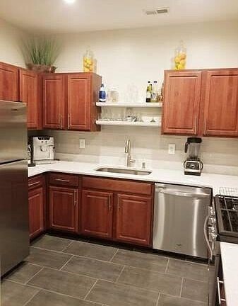 Kitchen - 886 Amboy Ave
