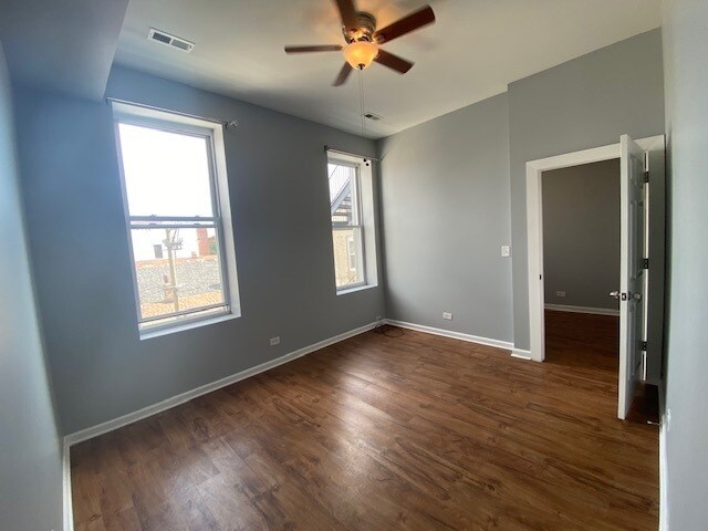 Foto del edificio - 1104 W 18th St