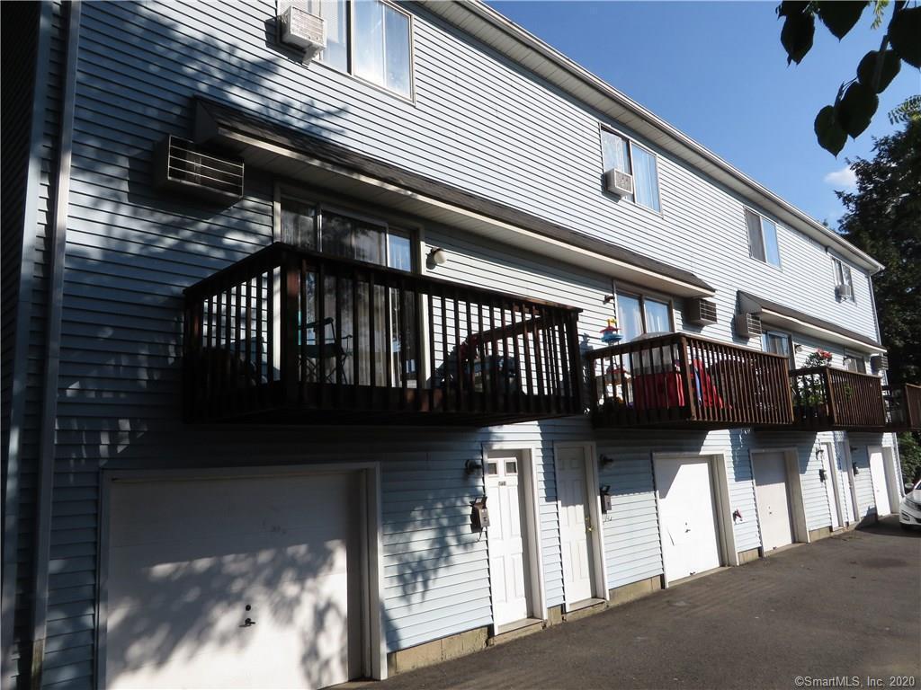 47 Woodward Ave, Waterbury, CT 06705 Townhome Rentals in Waterbury CT