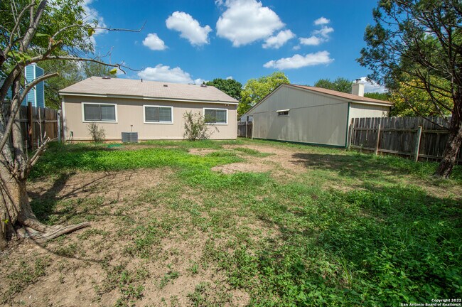 Building Photo - 6311 Village Club
