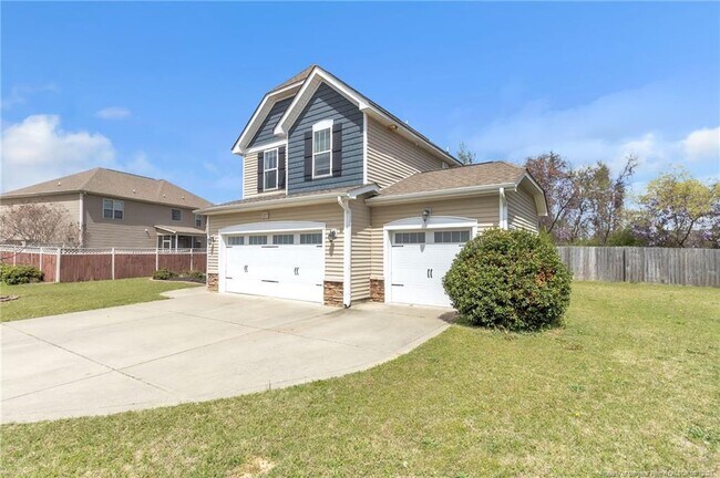 Building Photo - 127 Ganton Dr