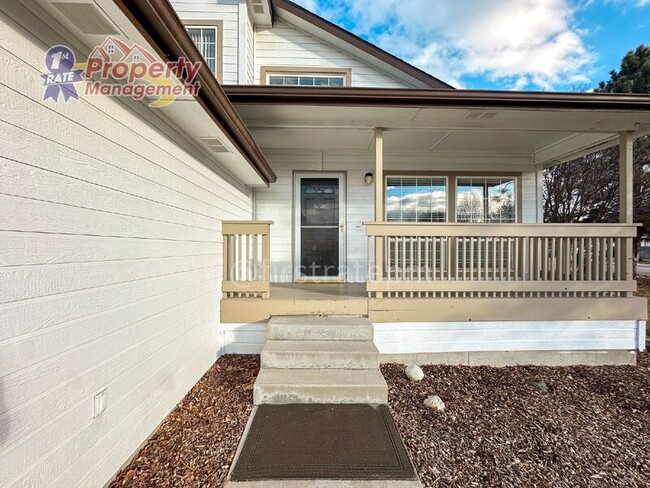 Building Photo - 1734 Summerridge Dr Ct E