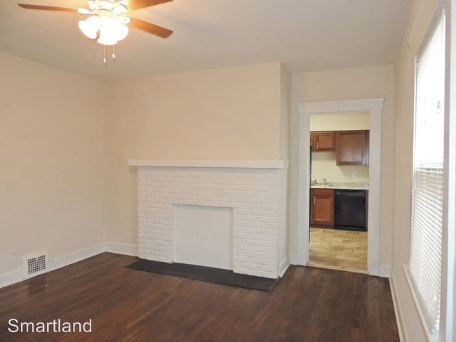 Building Photo - 16320 Scottsdale Blvd