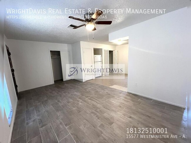 Building Photo - Cute 2/2 Duplex in Clearwater!
