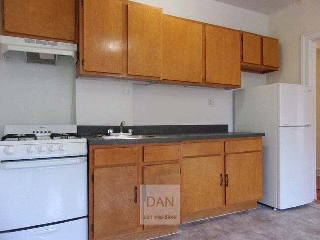 Foto del edificio - 4863 Broadway