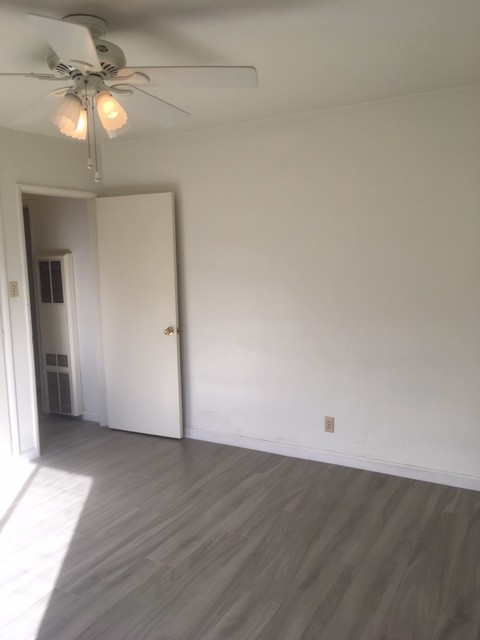 Building Photo - 5251 E Carson St