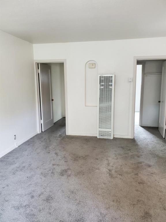 Building Photo - 2600 43rd St Sacramento 95817