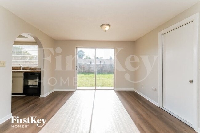 Foto del edificio - 1007 Coldstream Ct