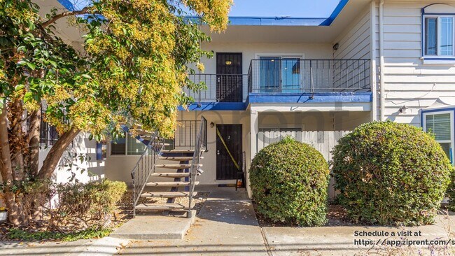 Foto del edificio - 3691 Cape Cod Ct