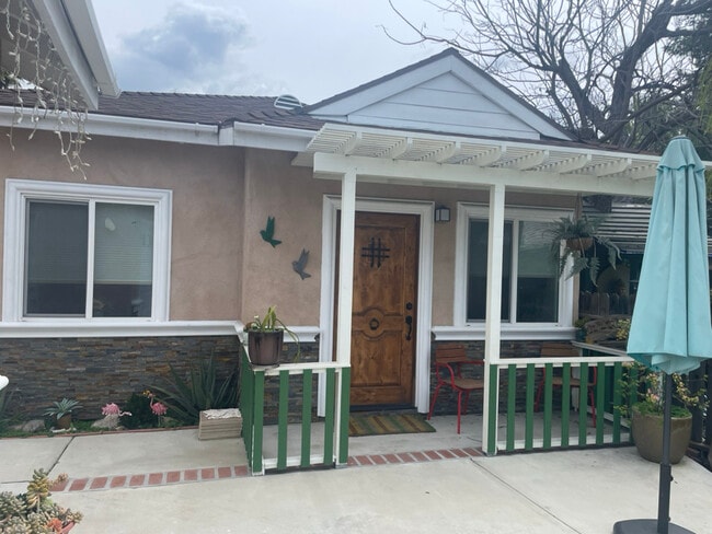 Building Photo - 15857 Alwood St