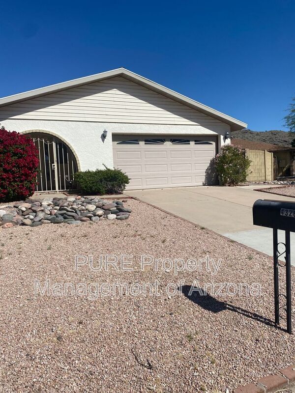 Primary Photo - 4326 E Western Star Blvd
