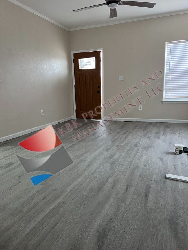 Building Photo - Hostetter