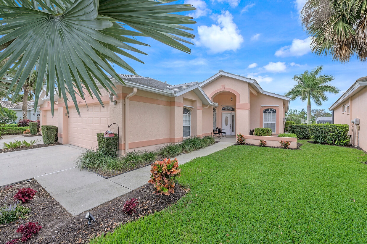 Primary Photo - 26053 Clarkston Dr