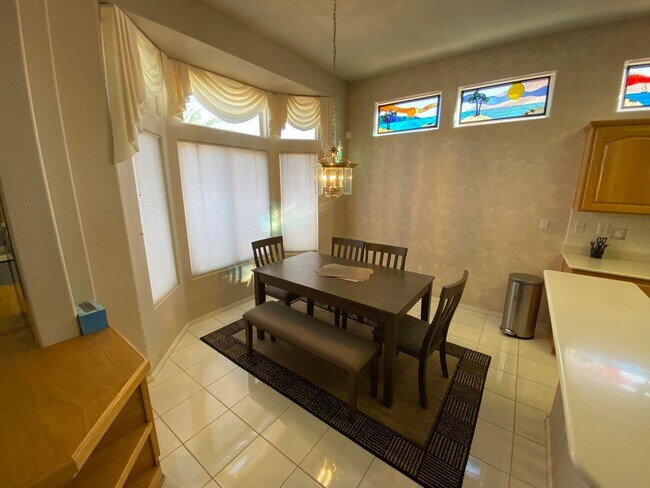 Foto del edificio - Wonderful 2 bed/2 bath home located in Summerlin